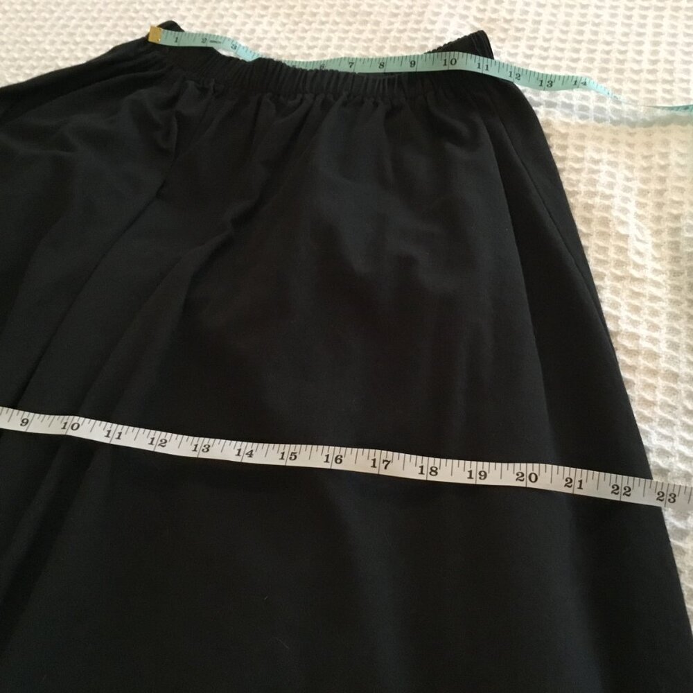 Frontier Classics Black Maxi Skirt Back Ruffles Stretch Band Waist Size M - Picture 4 of 7